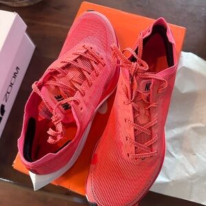 Nike Vapor Flys, brand new!